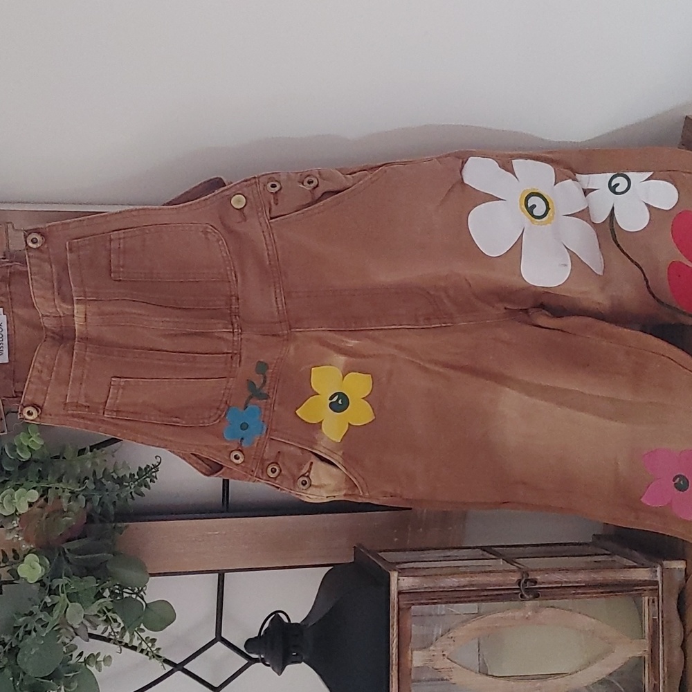 Misslook Floral Painted Overalls